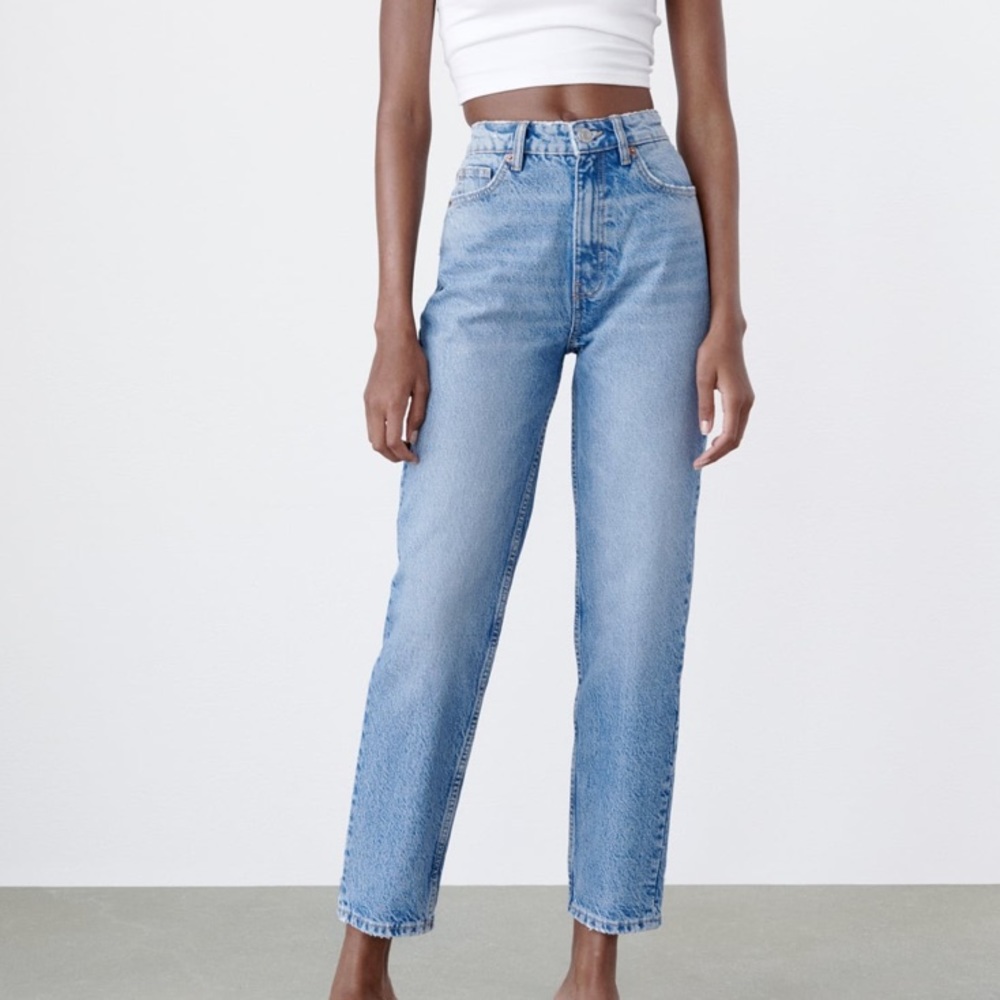 ZARA Mom Fit Jeans
